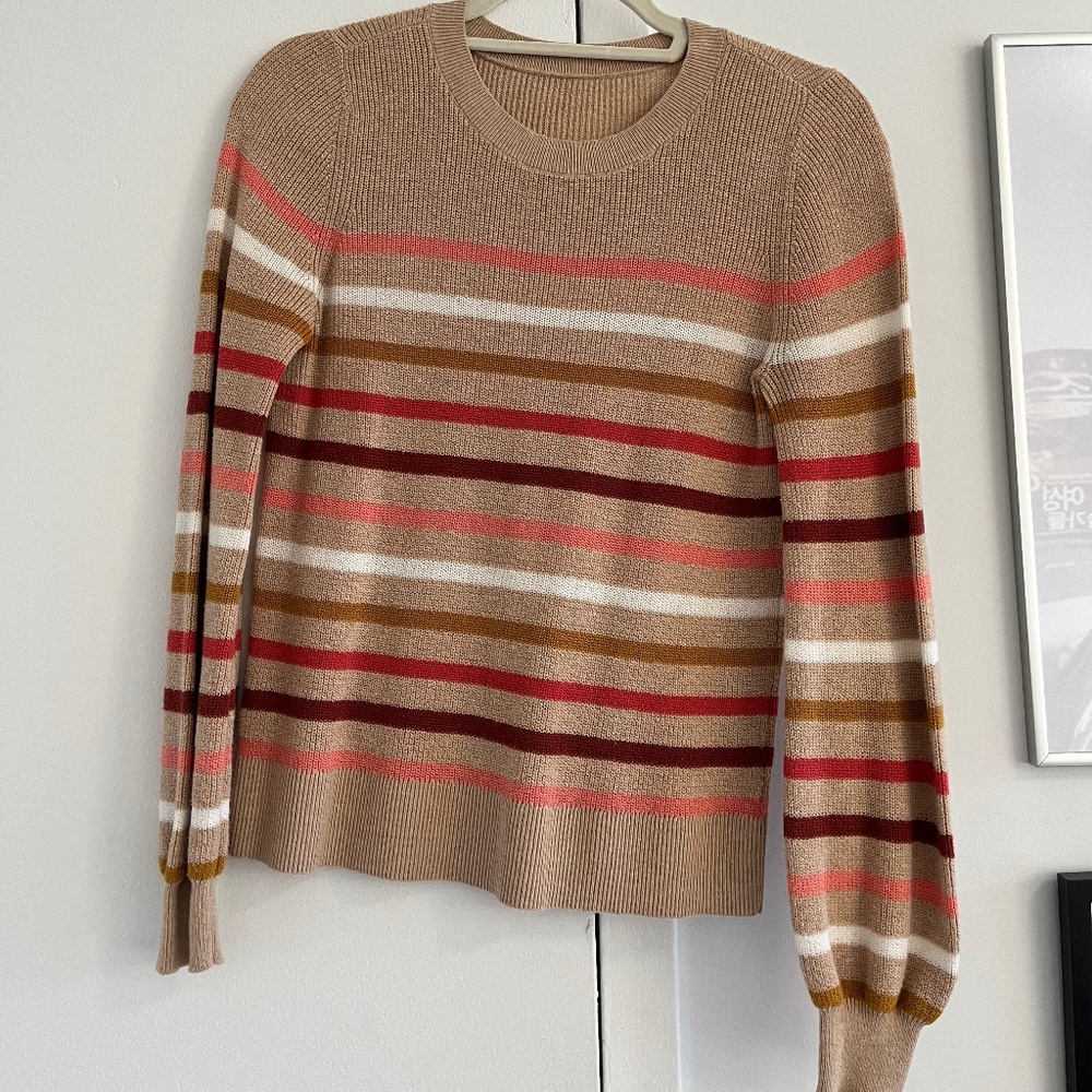 Loft striped sweater in light brown / tan